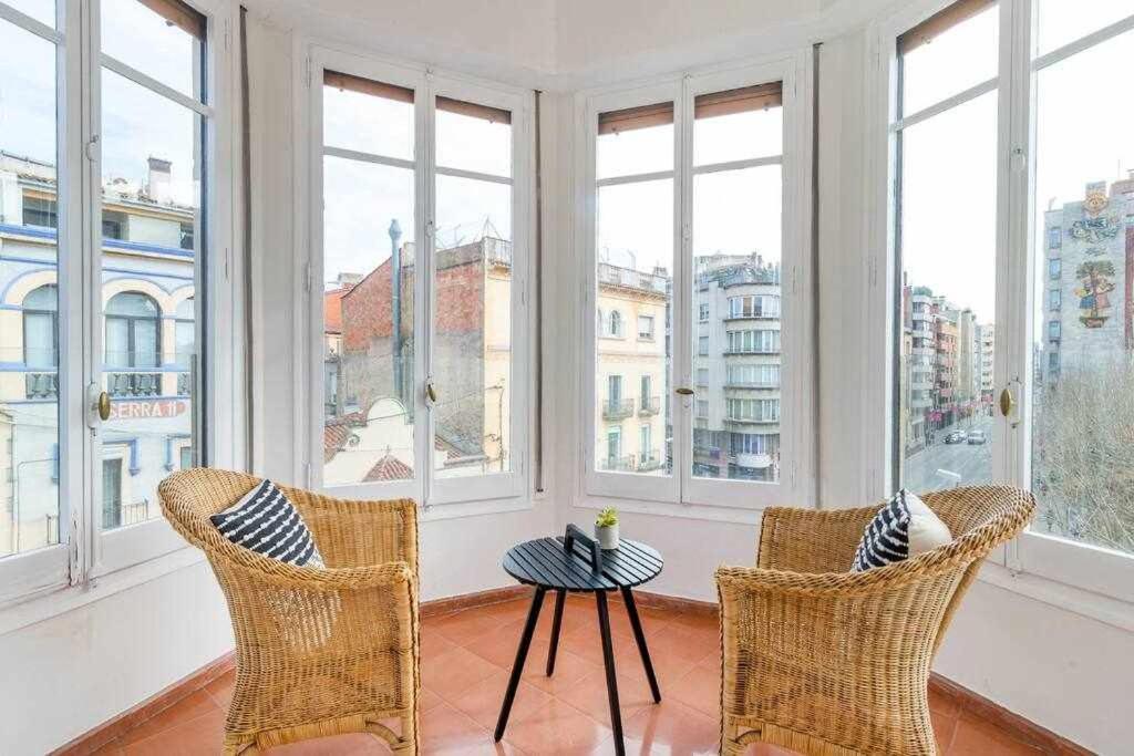 New Top Floor Apt With A Lot Of Light & Aircon Girona Exterior photo